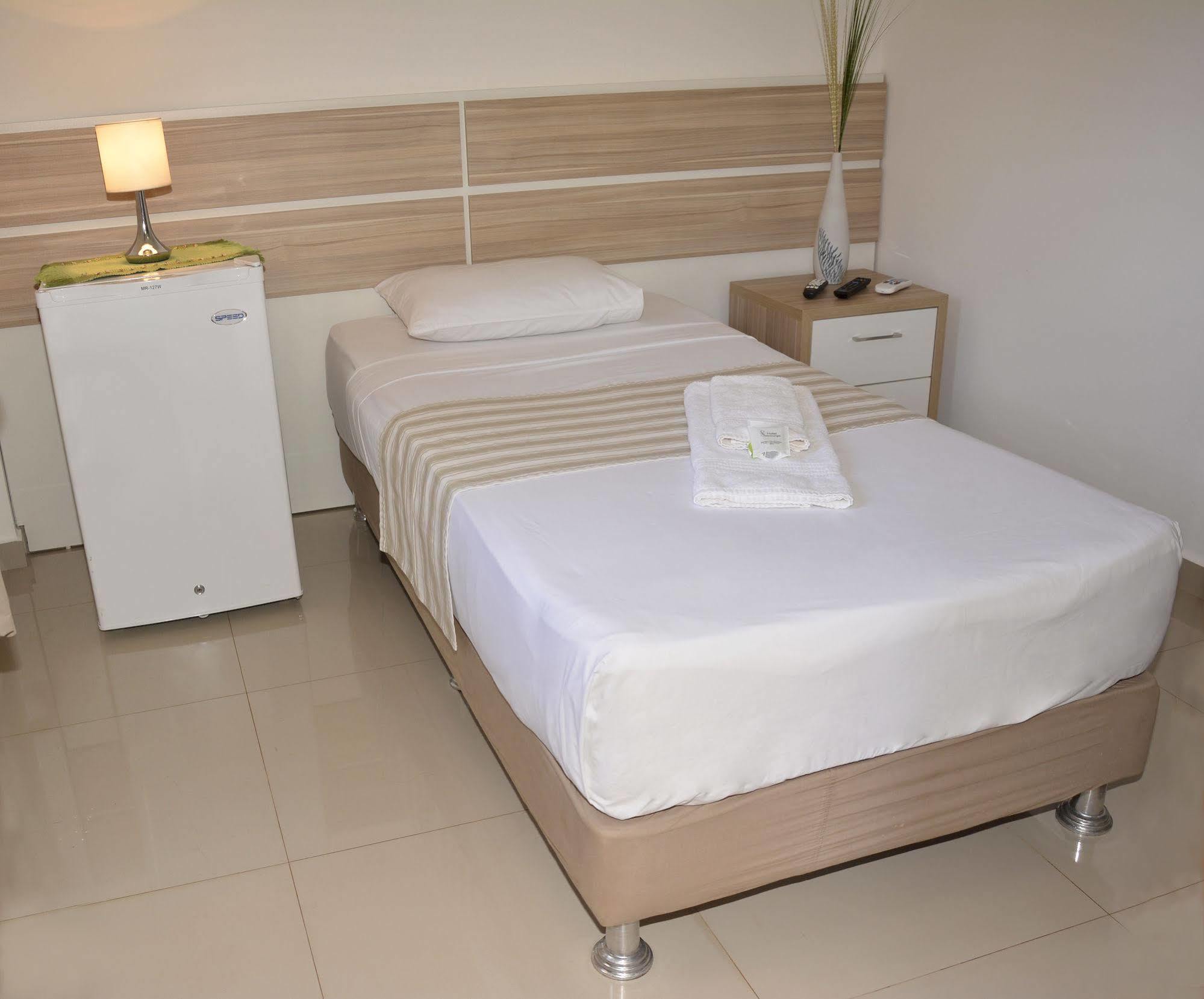 Hotel Salzburgo Ciudad del Este Eksteriør bilde