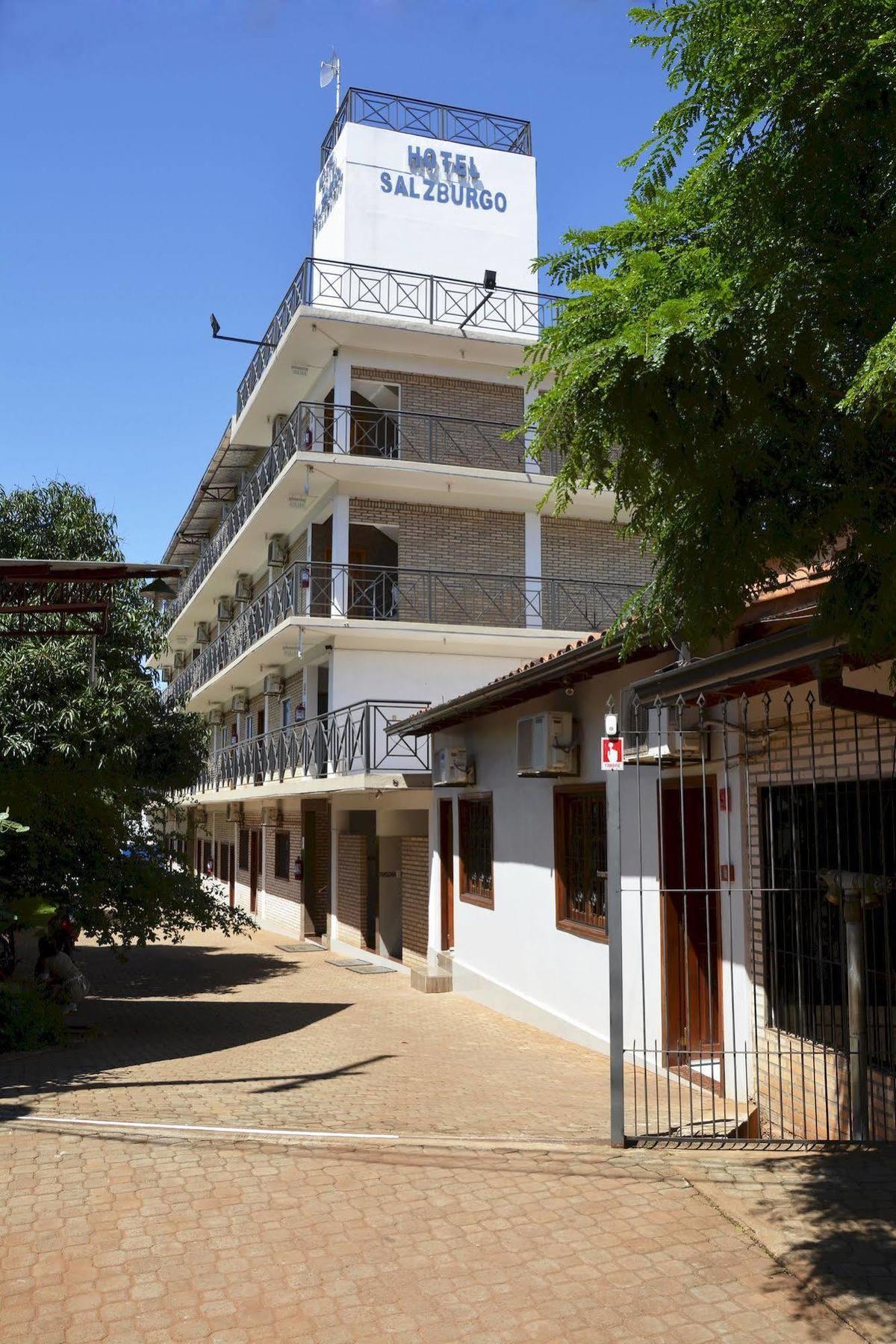 Hotel Salzburgo Ciudad del Este Eksteriør bilde