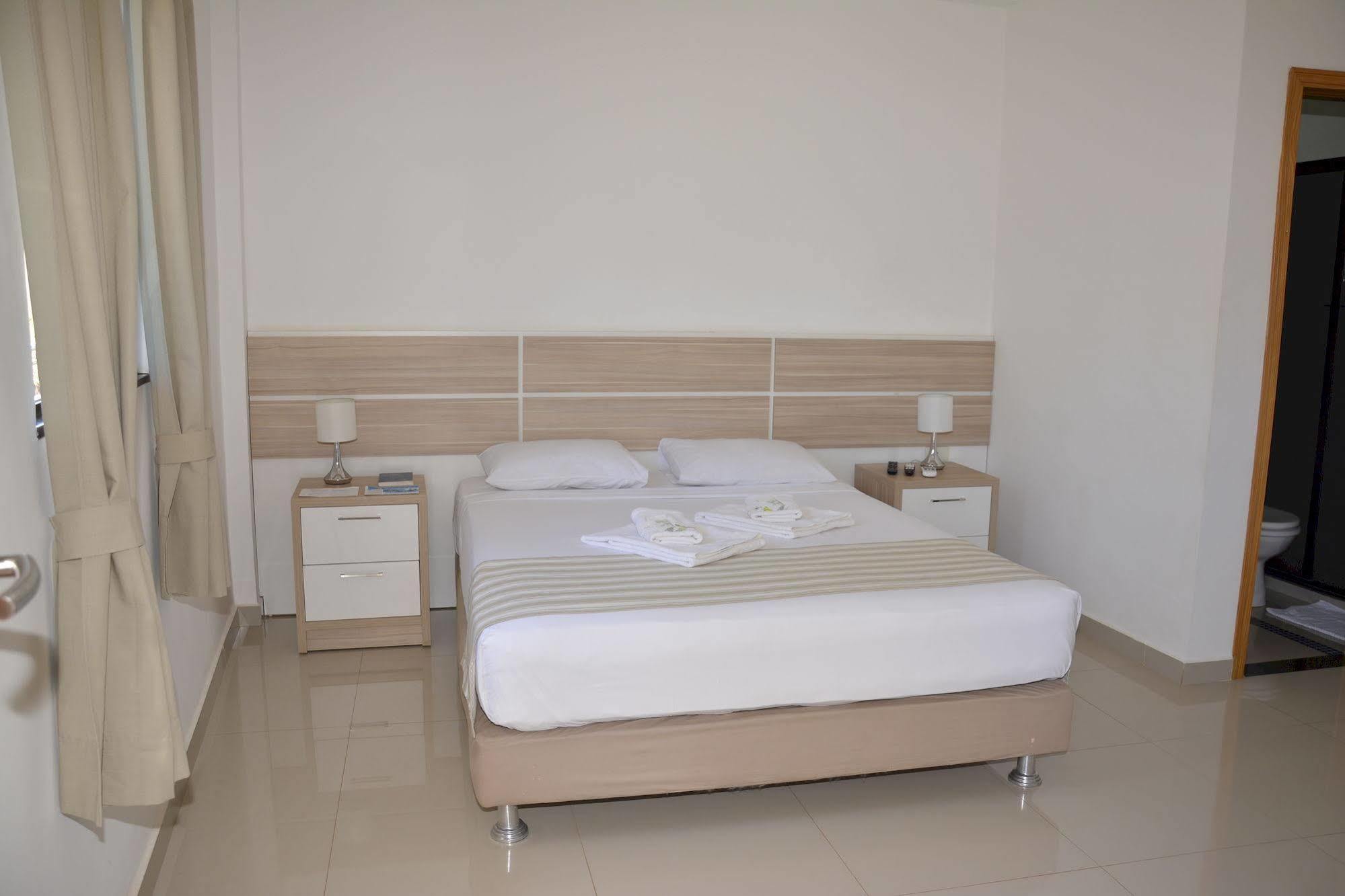 Hotel Salzburgo Ciudad del Este Eksteriør bilde