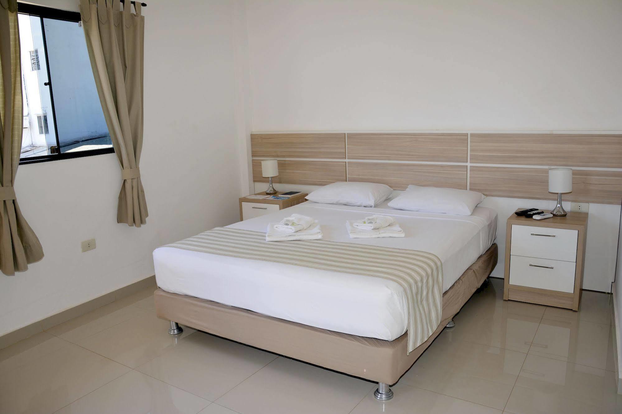 Hotel Salzburgo Ciudad del Este Eksteriør bilde