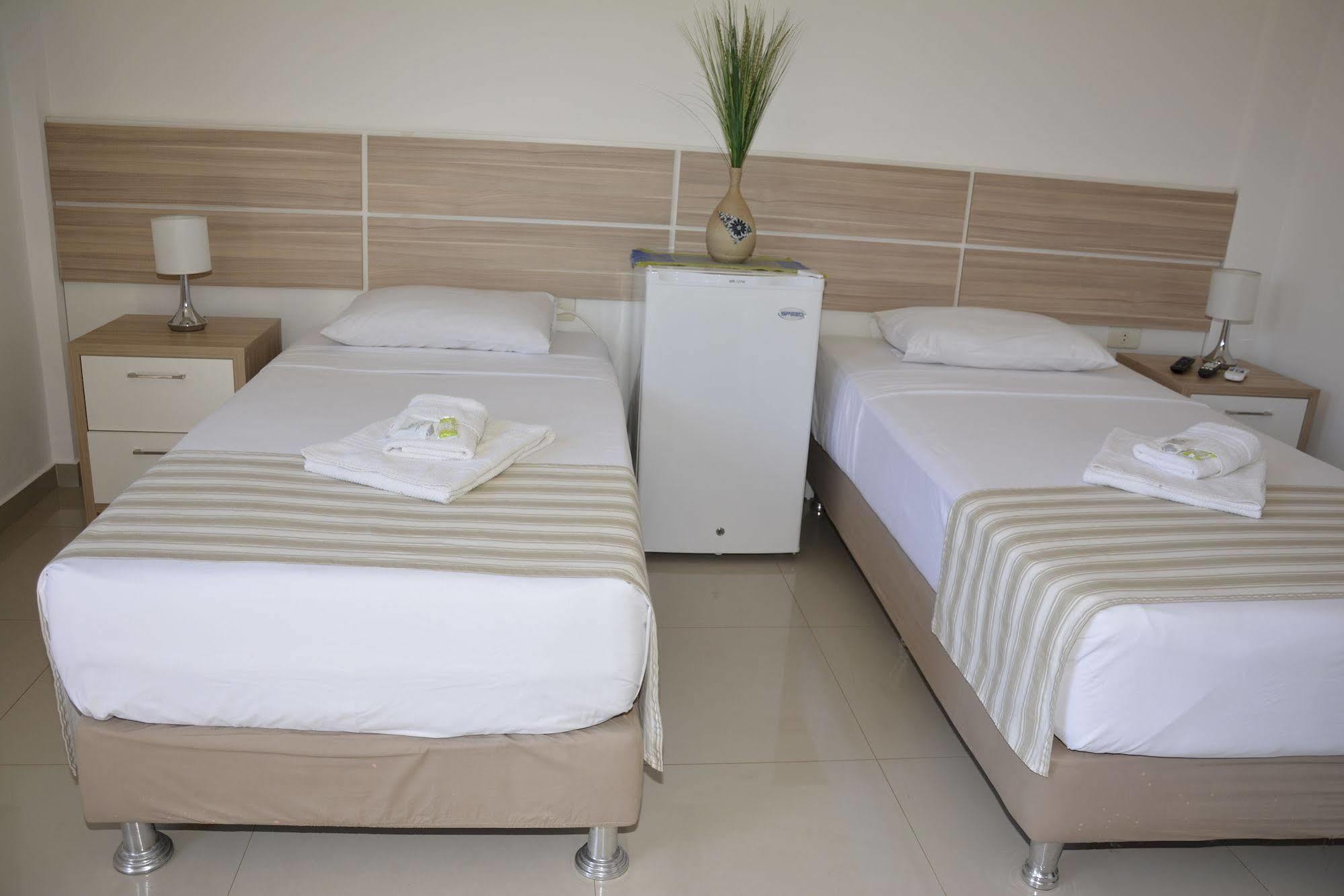 Hotel Salzburgo Ciudad del Este Eksteriør bilde