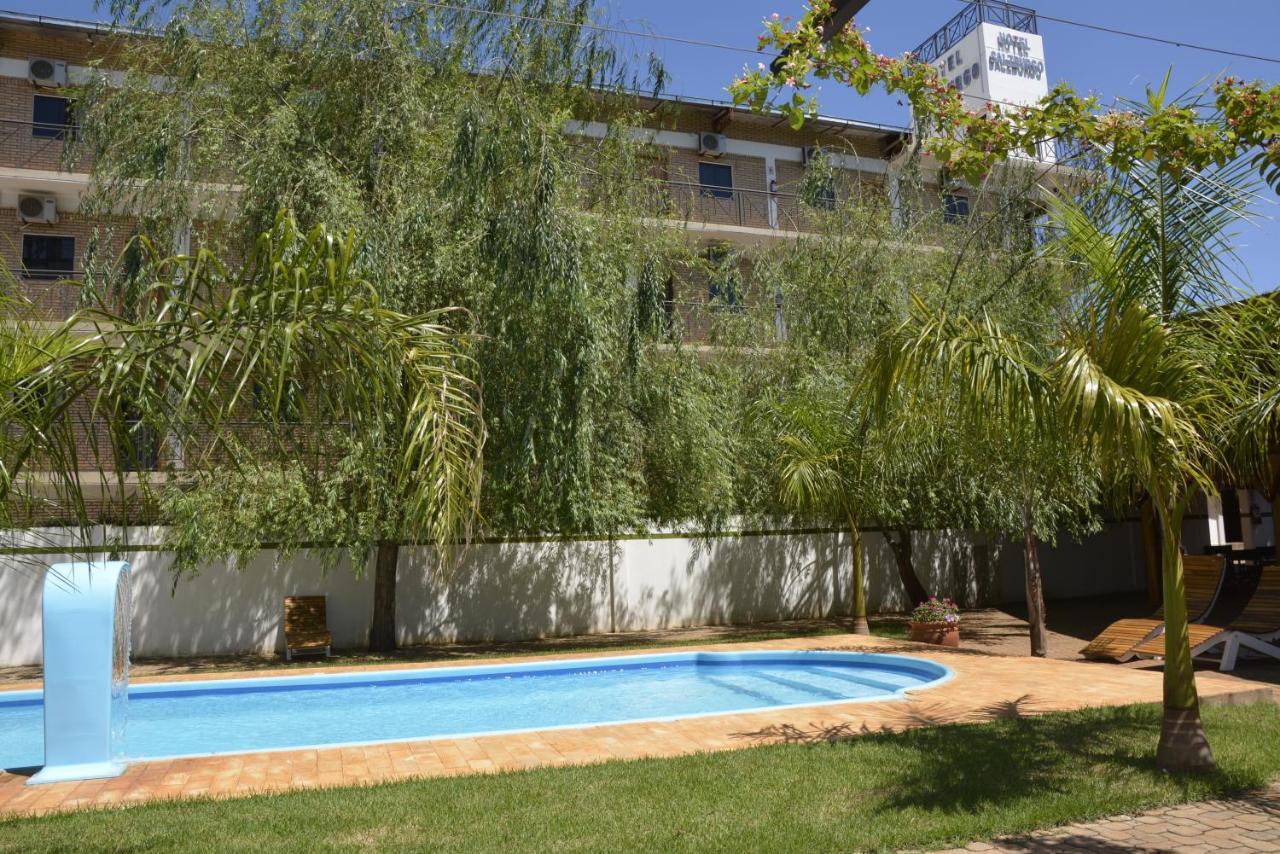 Hotel Salzburgo Ciudad del Este Eksteriør bilde